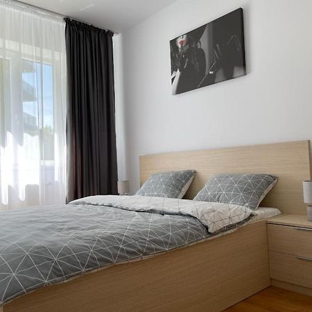 Silence Apartment 2 Орадеа Екстериор снимка