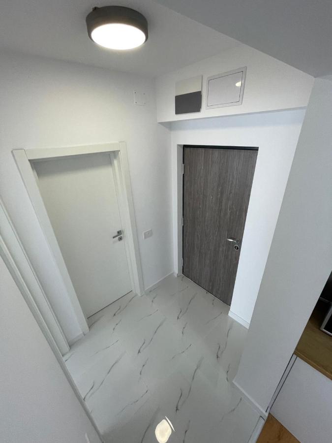 Silence Apartment 2 Орадеа Екстериор снимка